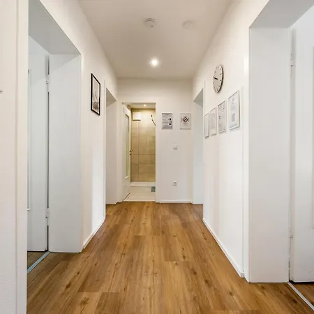 3br - Am Theater Apartment